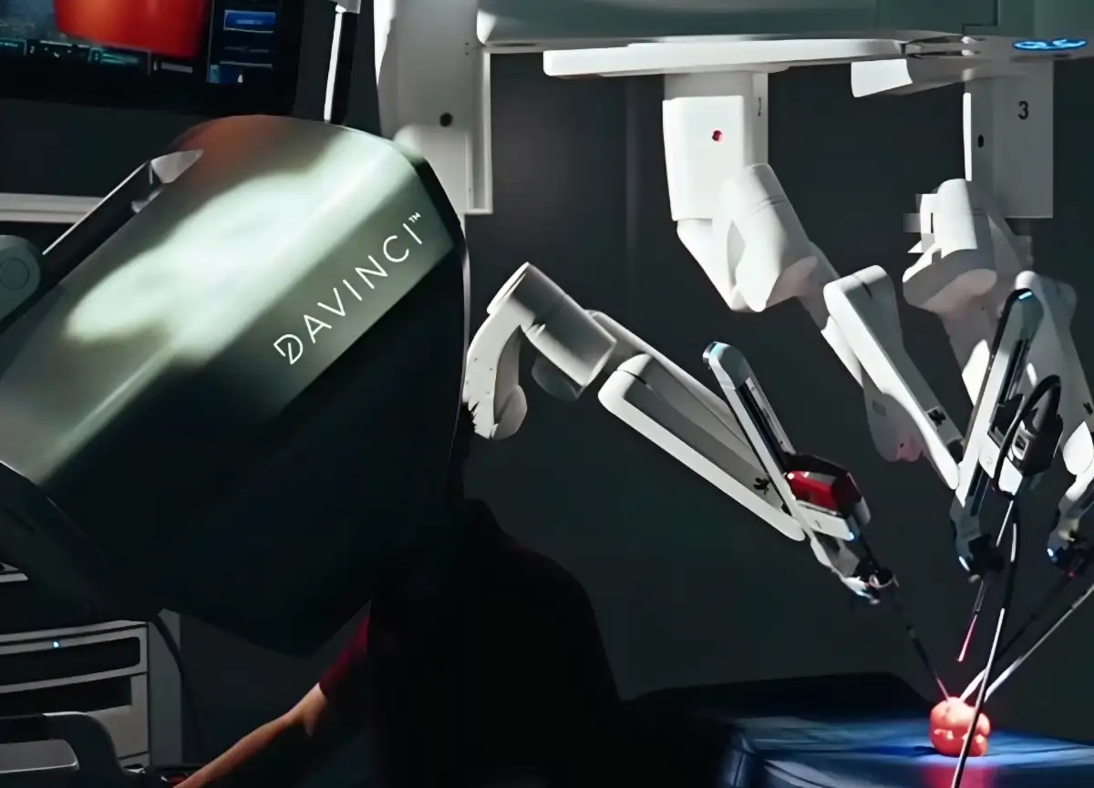 Sayatan Kecil, Tumor Ginjal Hilang! Keajaiban Robot Bedah Da Vinci XI