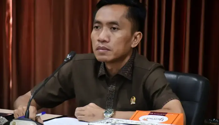 Polemik Sekolah Siger: DPRD Dorong Transparansi Hibah dan Penyelesaian Izin