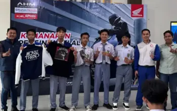 TDM Lampung Berikan Edukasi Keselamatan Berkendara kepada Pelajar SMK Muhammadiyah Kota Agung