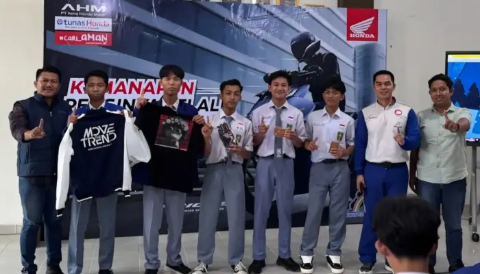 Tunas Honda Lampung Edukasi Pelajar Tanggamus Lewat Seminar Safety Riding