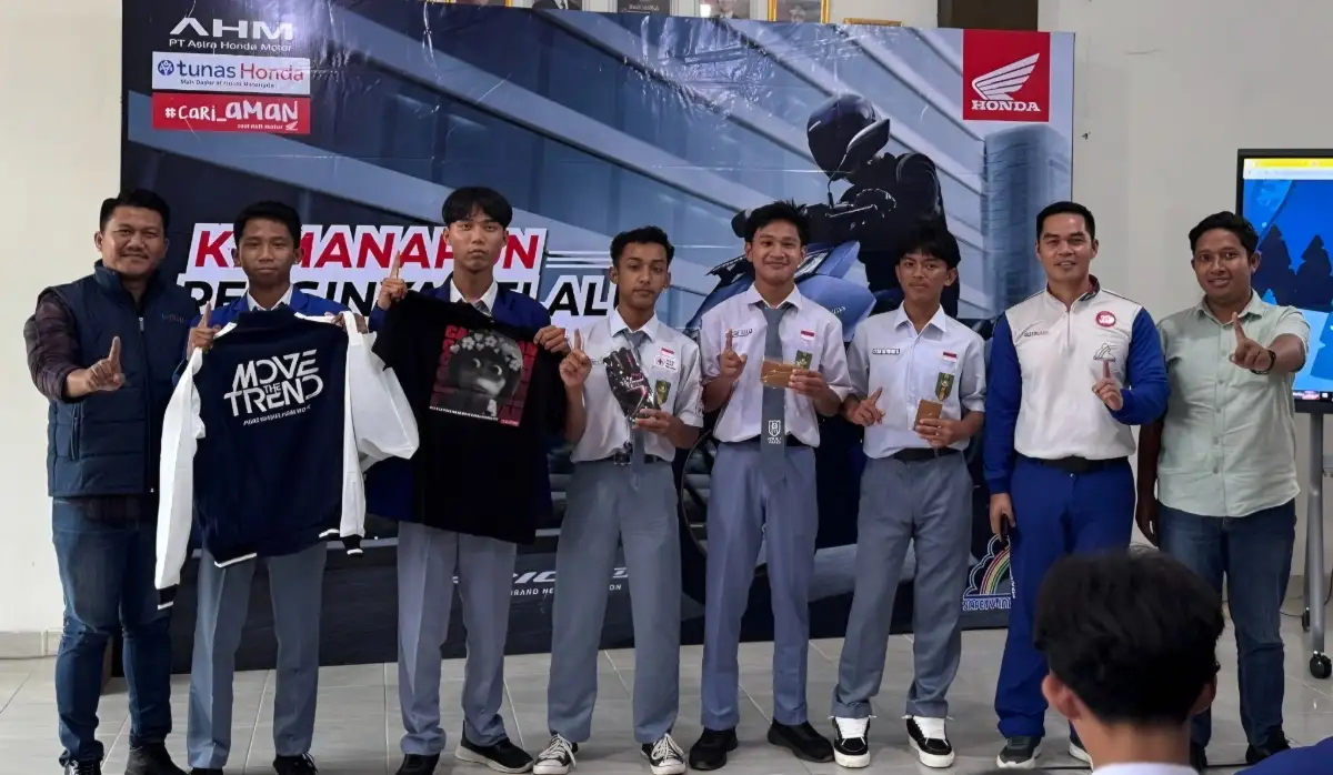 TDM Lampung Berikan Edukasi Keselamatan Berkendara kepada Pelajar SMK Muhammadiyah Kota Agung