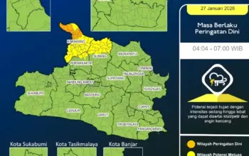 Warga Jawa Barat Diminta Waspada, Hujan Lebat dan Petir Diprediksi Hingga Pagi
