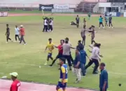 Final Liga 4 Lampung 2026 Berakhir Ricuh, Hujan Kartu Merah dan Wasit Dipukuli Official Tim 10 Final Liga 4 Lampung Berakhir Chaos, Wasit Jadi Korban Serangan Official Tim