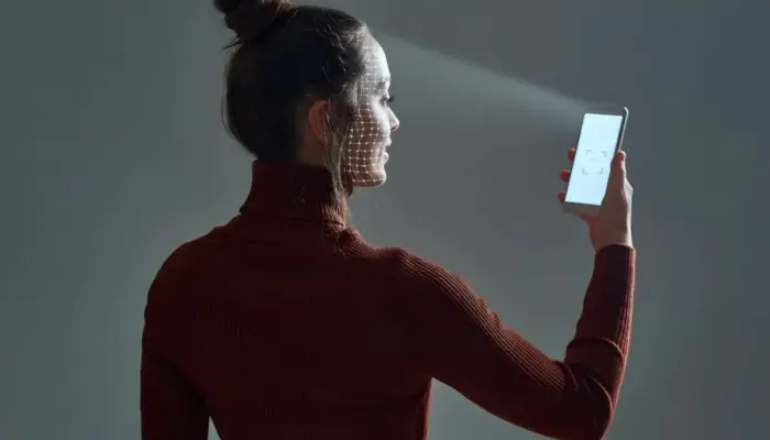 Google Kembangkan Face Unlock Canggih, Siap Saingi Face ID iPhone