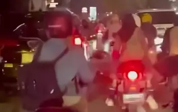 Flash Kamera ETLE di Margonda Depok Disorot, Pengendara Keluhkan Silau di Malam Hari 4 Flash Kamera ETLE di Margonda Depok Disorot, Pengendara Keluhkan Silau