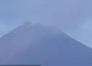 Gunung Semeru Erupsi Pagi Ini, Kolom Abu Menjulang 500 Meter