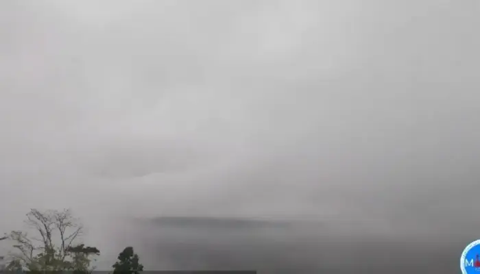 Aktivitas Gunung Semeru Masih Tinggi, Puluhan Gempa Letusan Terekam dan Zona Larangan Diperketat