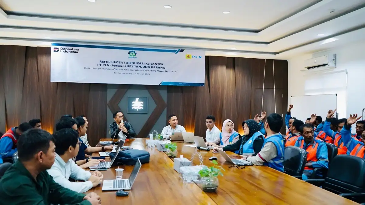 Jaga Nol Kecelakaan Kerja, PLN UP3 Tanjungkarang Beri Edukasi K3 ke Petugas Yantek