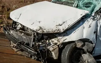 Mobil Ayla Putih AB 1757 EY Ringsek Usai Kecelakaan Tunggal di Jalan Kaliurang, Pengemudi Hilang 3 Kecelakaan di Jalan Kaliurang, Ayla Putih AB 1757 EY Hancur, Pemilik Tidak Ditemukan