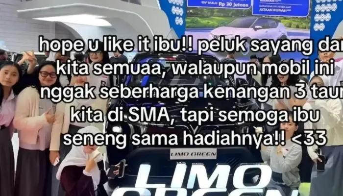 Siswa SMA Nabung 3 Tahun Demi Hadiahkan Mobil untuk Bu Ismi, Kisahnya Bikin Haru