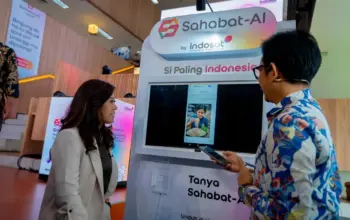 Komdigi dan Indosat Ooredoo Hutchison Luncurkan Sahabat AI, Platform AI Lokal yang Diklaim Paling Mengerti Indonesia 4 Kolaborasi Komdigi dan Indosat Ooredoo Hadirkan Sahabat AI, Aplikasi yang Diklaim Paling Mengerti Pengguna Indonesia
