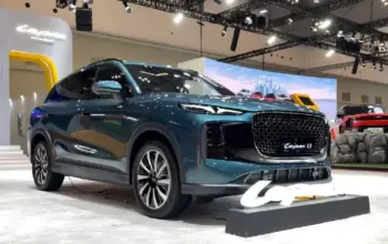 Lepas L8 Diklaim Jadi PHEV yang Memahami Mobilitas Kaum Urban 3 L8 Diluncurkan, PHEV yang Klaim Mengerti Gaya Hidup Pengendara