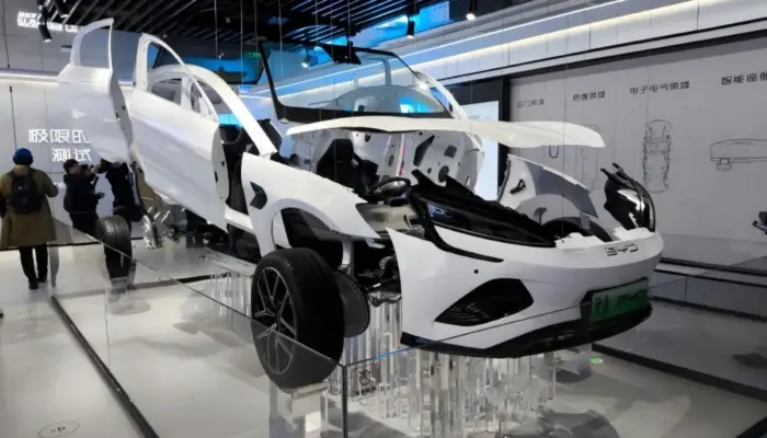 Mengupas Platform e3 dan e4 BYD: Mobil Listrik Makin Sempurna di IIMS 2026