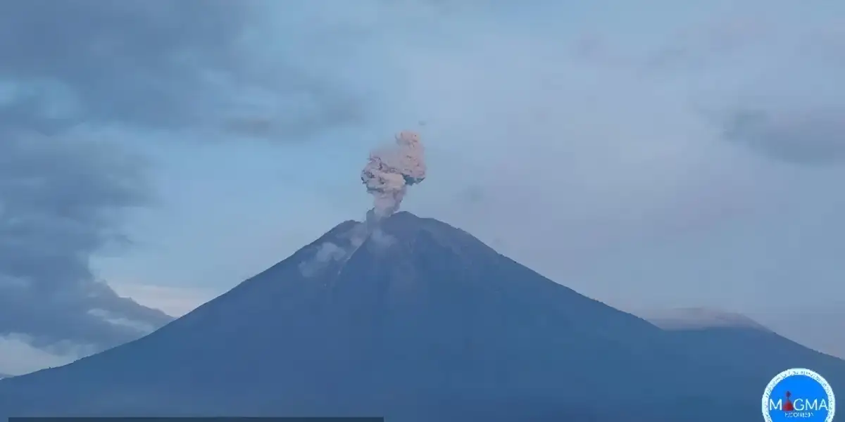 Pagi Ini Gunung Semeru Erupsi Lagi, Kolom Abu Mencapai 1.000 Meter, Warga Harap Waspada