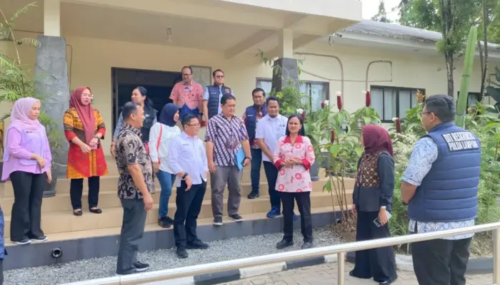 Polda Lampung Bersama Bapanas Sidak RPH di Kalianda, Pastikan Stok Daging Aman Jelang Lebaran 2026