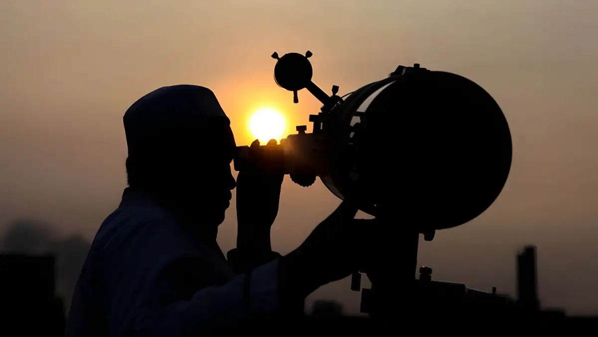 Puasa Dimulai 18 atau 19 Februari? Perbedaan Penetapan Awal Ramadhan 1447 H Jadi Sorotan