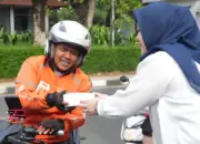 Bank Lampung Tebar Kepedulian Lewat Program Berbagi Takjil di Seluruh Kantor Operasional 10 Ramadhan Berkah, Bank Lampung Tebar Takjil di Semua Kantor Operasional