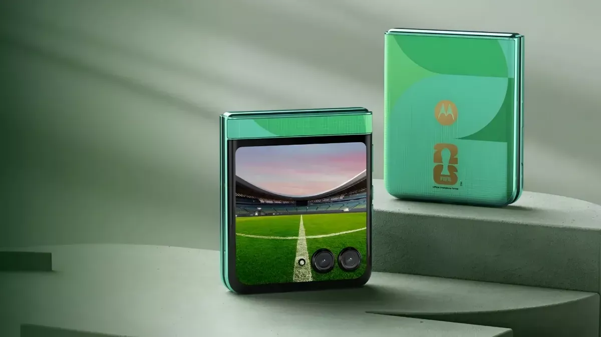 Razr Fold dan Signature Bakal Dapat Tema FIFA World Cup 26 dari Motorola