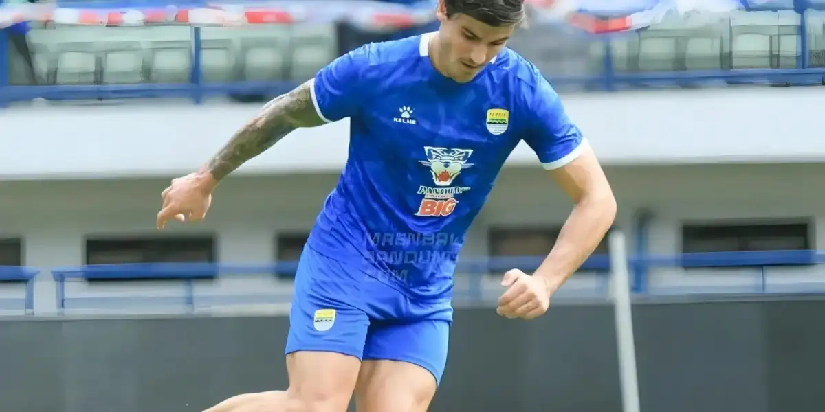 Sergio Castel Ingin Mencetak Prestasi Lebih dari Pemain Persib Sebelumnya