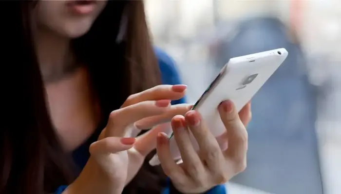 Pasar Smartphone Indonesia Langsung Panas di Awal 2026, AI dan Baterai Jumbo Jadi Standar Baru