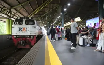 Tiket H-1 Lebaran Tembus 22.494, KAI Daop 1 Jakarta Dorong Masyarakat Mudik Lebih Awal