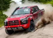 Toyota Hilux vs Mitsubishi Triton, Pilih yang Mana untuk Ketangguhan Maksimal?