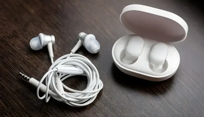 Earphone Kabel Kembali Tren di Tengah Dominasi TWS