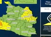 Waspada! Peringatan Dini Cuaca Jawa Barat: Hujan Lebat dan Angin Kencang Pagi Ini