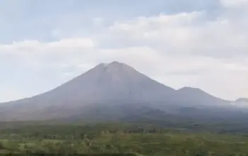 Aktivitas Gunung Semeru Masih Tinggi, 19 Kali Erupsi Tercatat Hari Ini 2 Aktivitas Gunung Semeru Masih Tinggi, 19 Kali Erupsi Tercatat Hari Ini