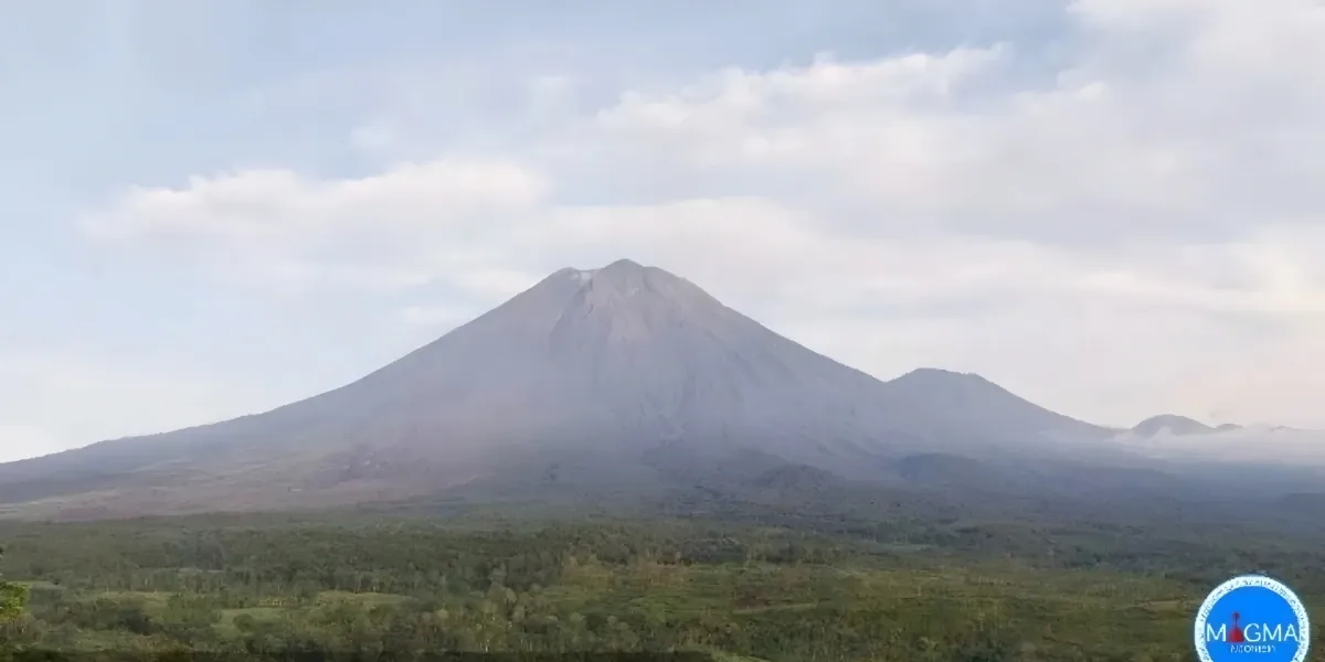 Aktivitas Gunung Semeru Masih Tinggi, 19 Kali Erupsi Tercatat Hari Ini