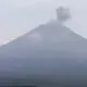 BREAKING NEWS! Gunung Semeru Meletus 26 Maret 2026, Abu Vulkanik Tembus 500 Meter, Warga Diimbau Menjauh