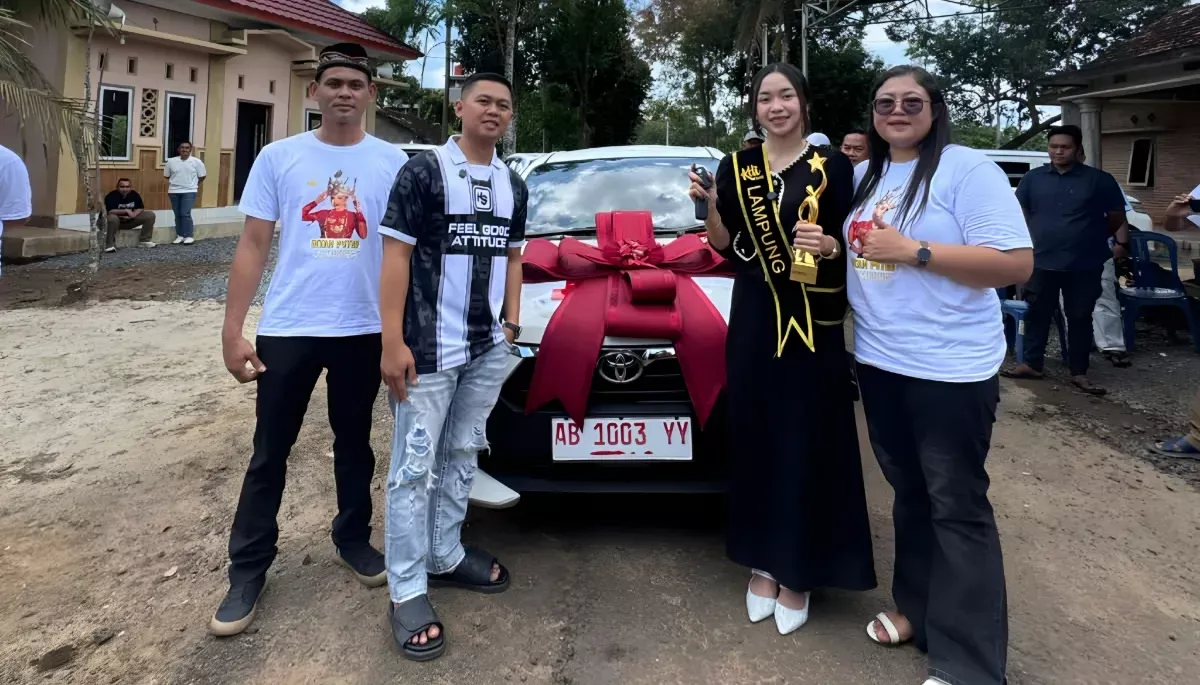 Bos HS Beri Hadiah Mobil untuk Intan Putri, Juara KDI dari Lampung Timur