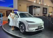 Geely EX5 Sempat Alami Insiden di PIK, Penjualan Diklaim Tetap Stabil 10 Geely Sebut Penjualan Geely EX5 Tetap Stabil Meski Sempat Terjadi Insiden di PIK