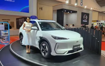 Geely EX5 Sempat Alami Insiden di PIK, Penjualan Diklaim Tetap Stabil 3 Geely Sebut Penjualan Geely EX5 Tetap Stabil Meski Sempat Terjadi Insiden di PIK