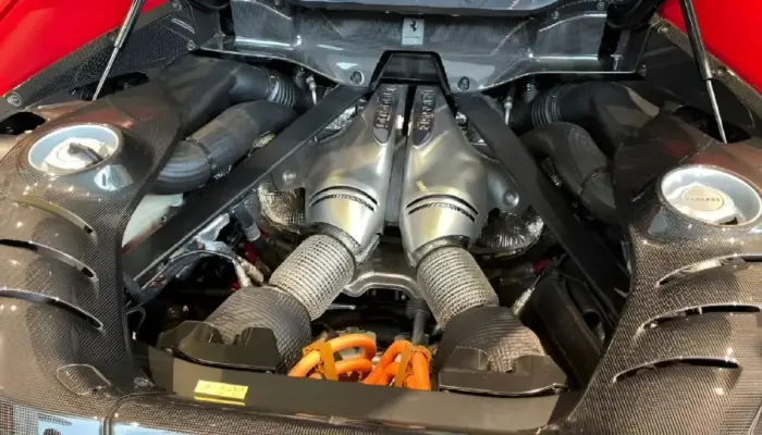 Ferrari 296 GTB PHEV Hadir di Jakarta, Harga Rp10,8 Miliar