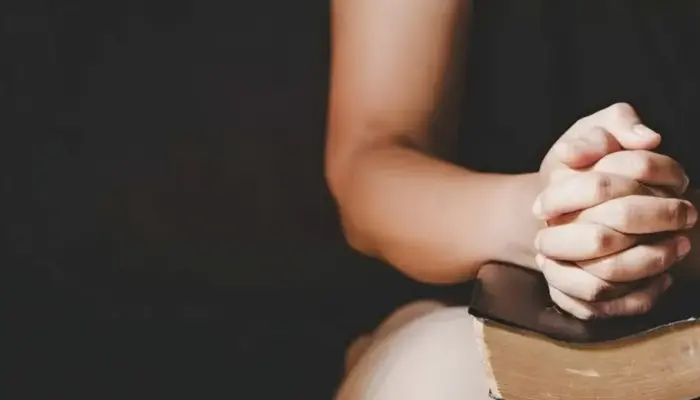 Membaca Alkitab Setiap Hari: Membentuk Hati dan Hidup yang Berkenan kepada Tuhan