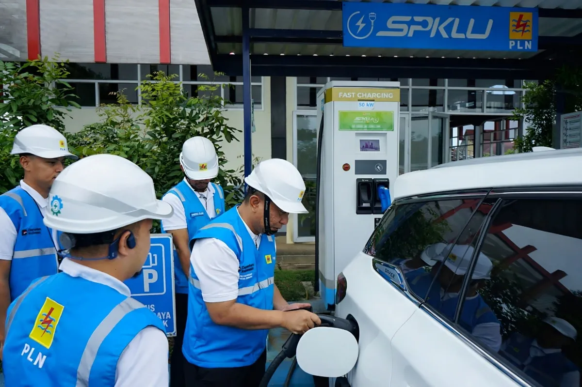 Mudik Lebih Nyaman dengan Kendaraan Listrik PLN Hadirkan Trip Planner dan AntreEV di PLN Mobile