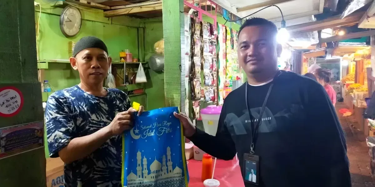 Pedagang Pasar Inpres Pondok Bambu Dapat Berkah Ramadhan dari BRI Jakarta Kalimalang