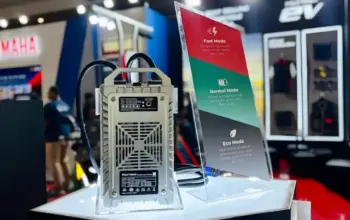 Polytron Rilis Adjustable Portable Fast Charging 25A, Solusi Pengisian Motor Listrik Ringkas dan Aman 4 Polytron Luncurkan Fast Charging Portabel 25A untuk Motor Listrik, Harga Rp3,8 Juta