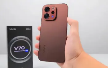 vivo V70: Smartphone Kelas Menengah yang Makin Compact Tapi Tetap Mantap! 6 Review vivo V70: Layar Luas, Genggaman Pas, Performa Maksimal!
