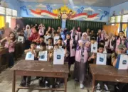 Srikandi PLN UID Lampung Edukasi Bahaya Listrik dan Salurkan Bantuan Alat Tulis di SDN 3 Perumnas Way Kandis 10 Srikandi PLN Lampung Edukasi Bahaya Listrik dan Bagikan Paket Alat Tulis di SDN 3 Way Kandis