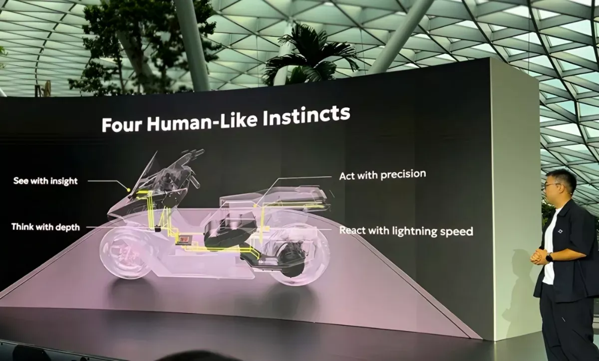 Teknologi Omo Robot pada Motor Listrik Omoway Omo X, Apa Saja Fitur Utamanya?