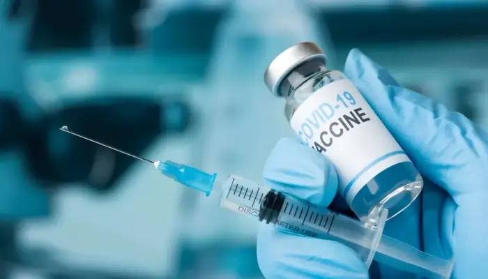 Ilmuwan Temukan Penyebab Pembekuan Darah Langka Usai Vaksin COVID-19