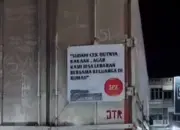 Viral! Kurir Ekspedisi Diduga SPX Pasang Tulisan di Truk: “Sudah Checkoutnya Kakak, Biar Kami Bisa Lebaran di Rumah”