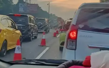 Warga Serang Alami Perjalanan Mudik 19 Jam ke Klaten, Terjebak Macet di Tol Japek hingga Cipali 3 Warga Kabupaten Serang Terjebak Berjam-jam di Tol Kapel hingga Cipali Saat Mudik ke Klaten