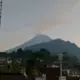 Aktivitas Gunung Merapi Meningkat Drastis! 15 Kali Guguran Lava Terekam, Warga Diimbau Siaga