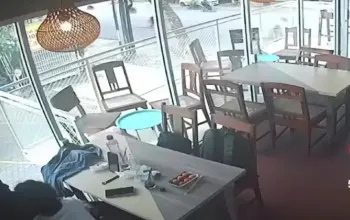 Viral di Media Sosial, Pasangan Muda Diduga Berbuat Tak Senonoh di Warung Dimsum Solo 5 CCTV Rekam Pasangan Muda Berbuat Tak Senonoh di Warung Dimsum Solo, Ini Respons Pemilik