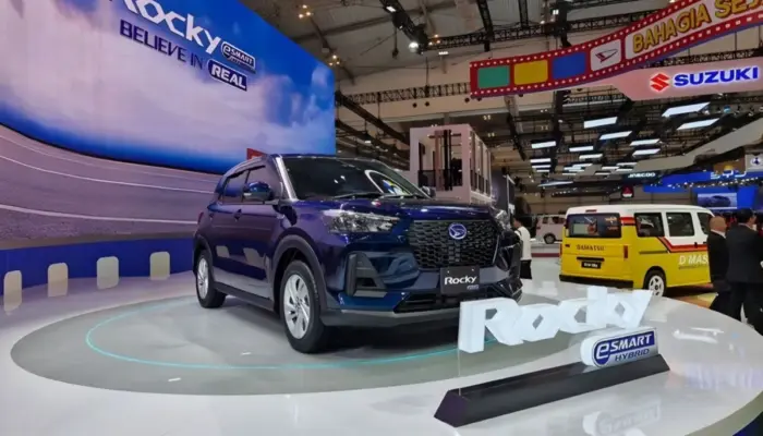 Daihatsu Rocky Hybrid: SUV Terjangkau, Irit, dan Penuh Fitur Canggih