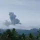 Gunung Dukono Erupsi 10 April 2026, Kolom Abu Capai 1.200 Meter Mengarah Timur Laut