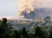 Gunung Dukono Erupsi Pagi Ini, Kolom Abu Capai 800 Meter, Warga Diminta Waspada 10 Gunung Dukono Kembali Erupsi, Warga Diimbau Waspada Usai Abu Capai 800 Meter